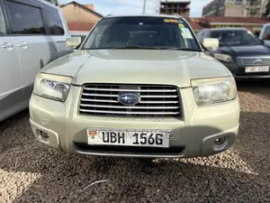 Photo - Subaru Forester 2.0 X Trend 2006 Gold