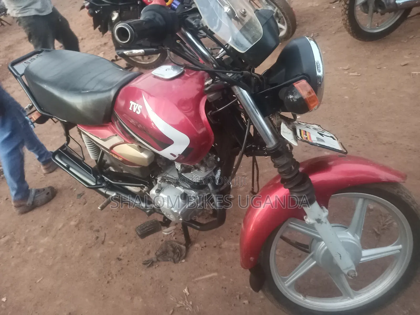 TVS HLX 125 2023 Red