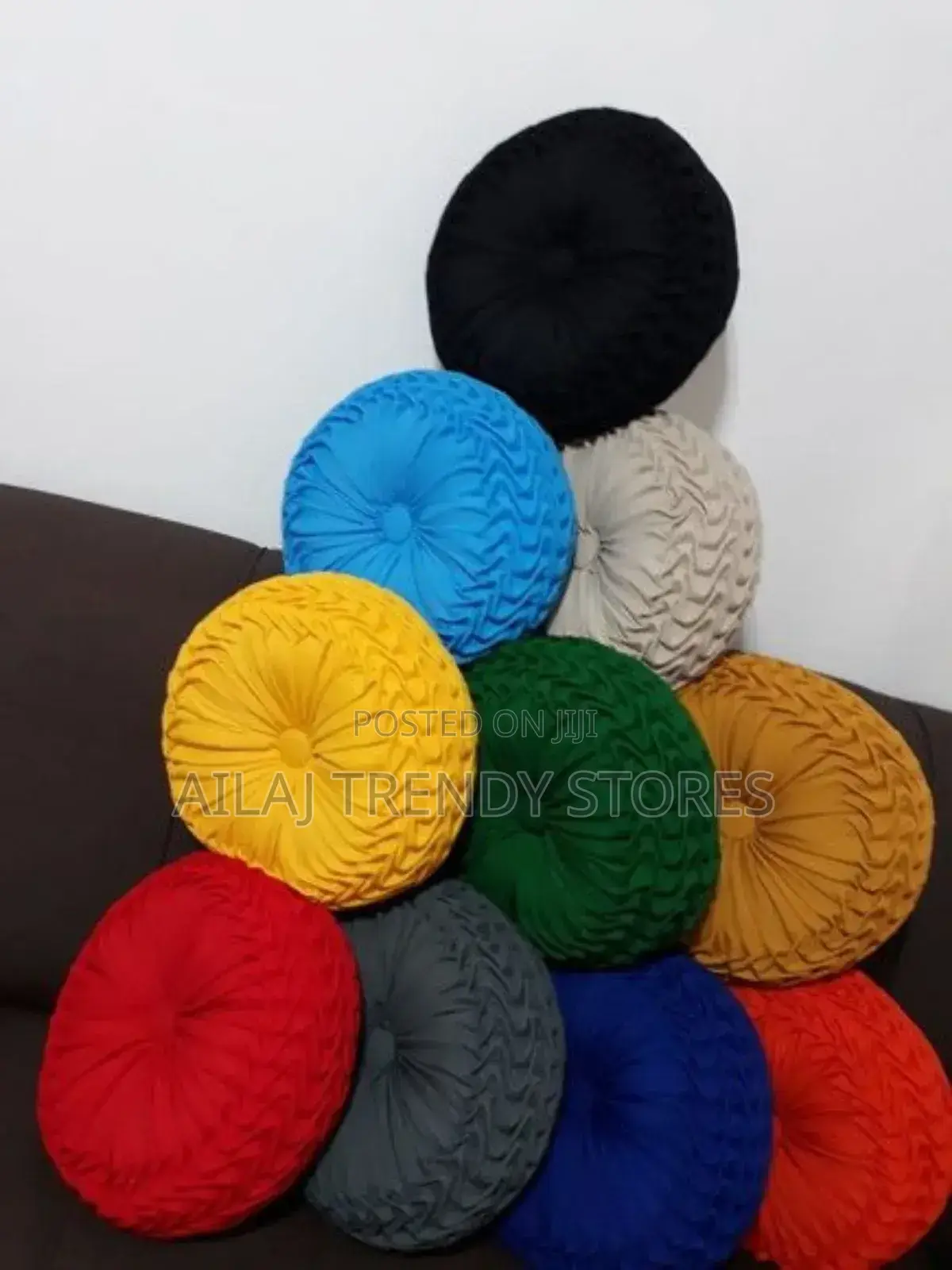 Round Decorative Throw Pillows