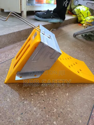 Wheel Chock/ Wheel Stopper