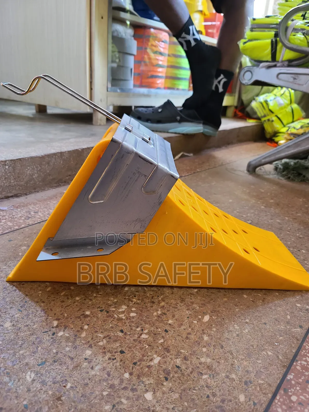 Wheel Chock/ Wheel Stopper