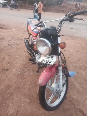 TVS HLX 125 2023 Red