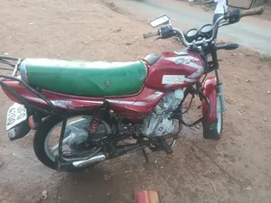 Bajaj CT 110X 2023 Red