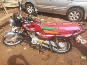 Bajaj CT 110X 2023 Red