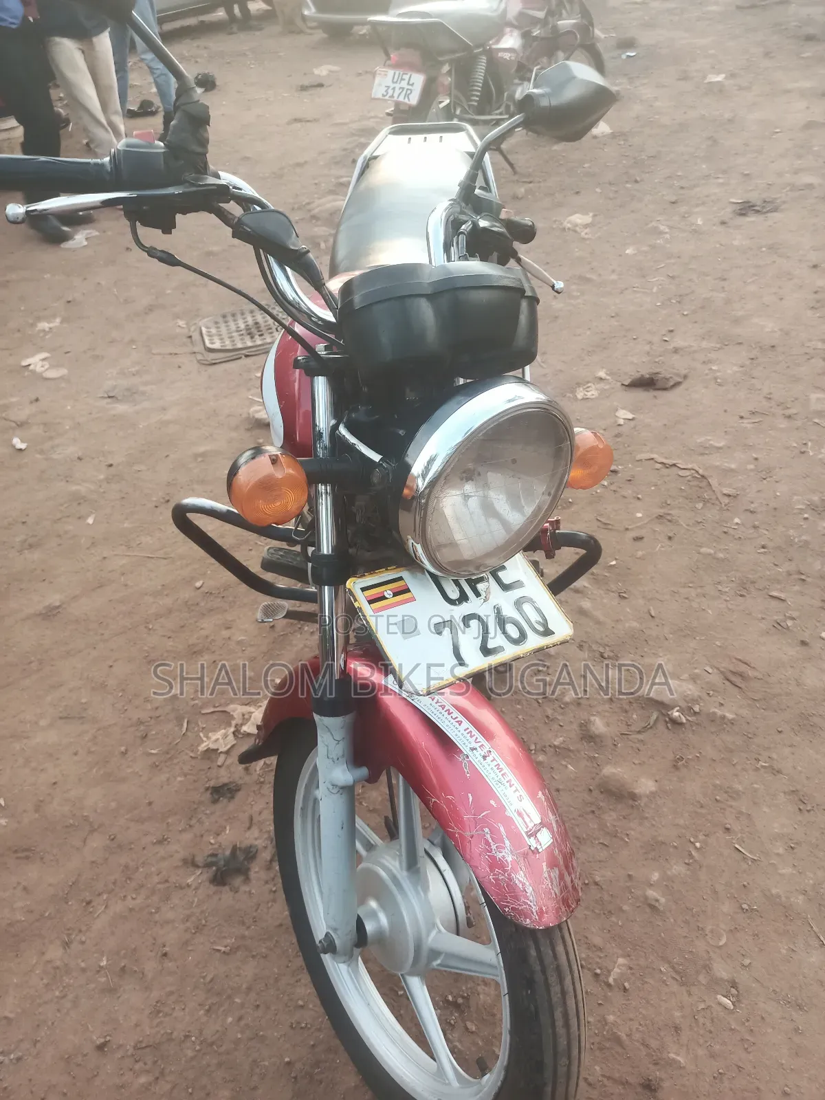 TVS HLX 125 2023 Red