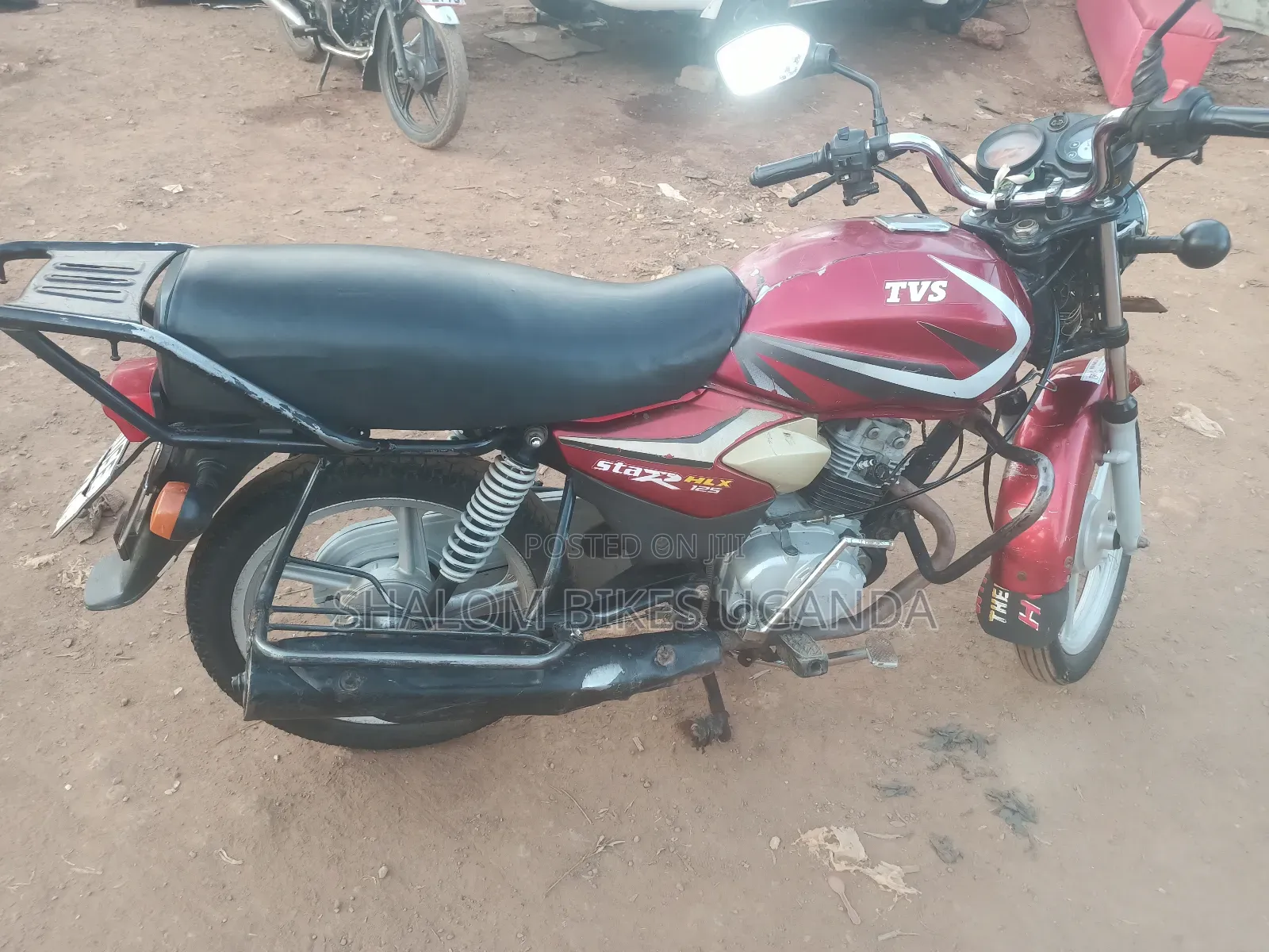 TVS HLX 125 2023 Red