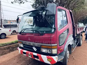 Fuso Truck 6d16 Engine Red Color