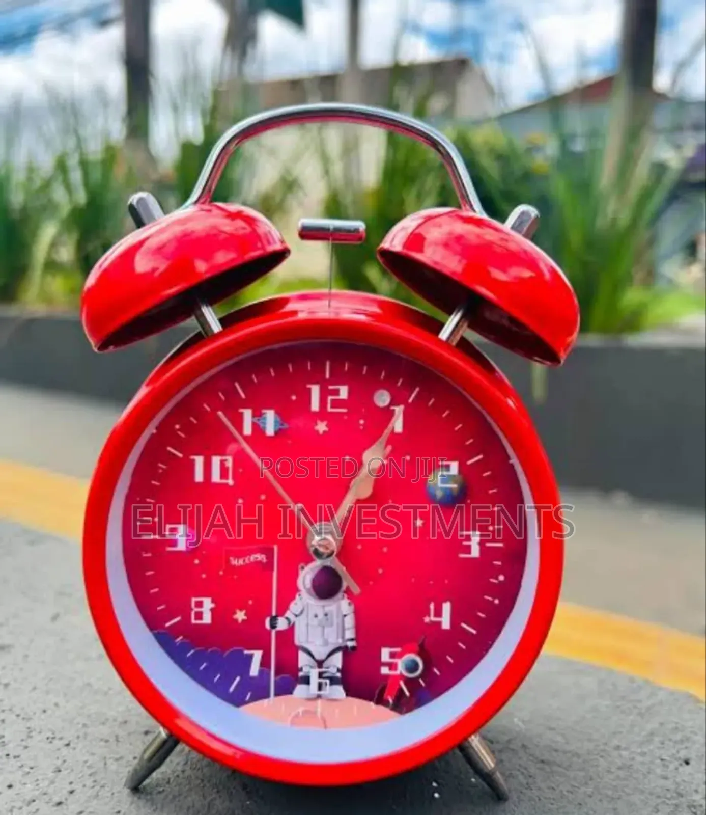 Portable Metallic Analog Alarm Clock
