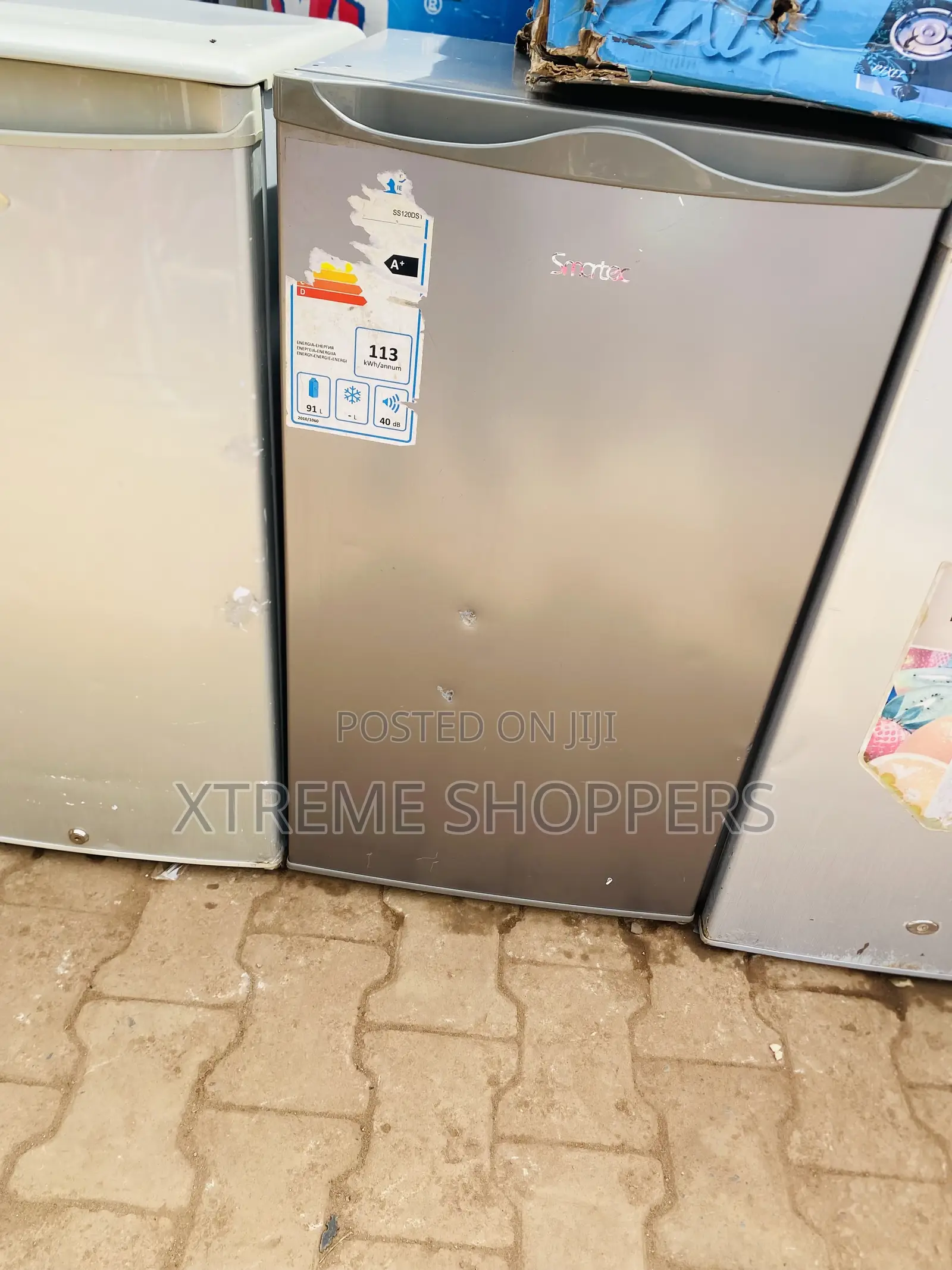 Fridge/ Refrigerator/ 120liters / Gallon Master/ Smartec
