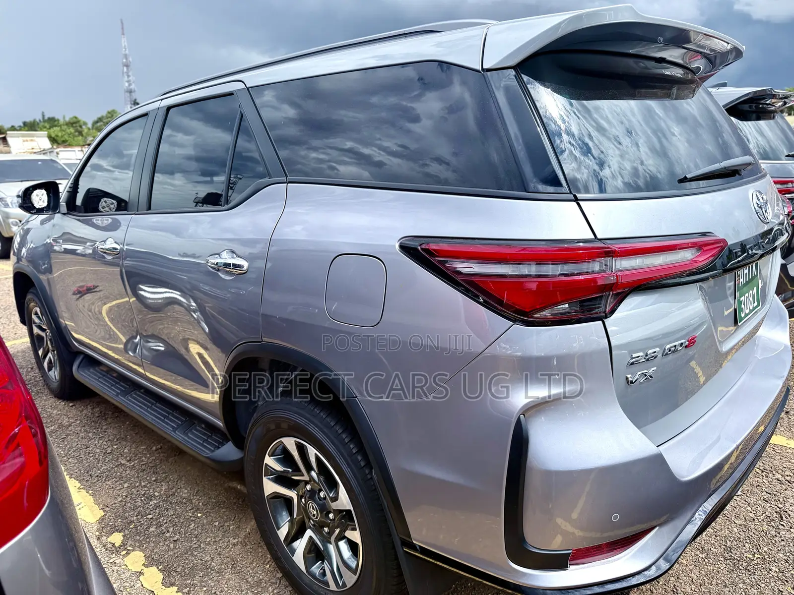 Toyota Fortuner 2.8 D AWD 2023 Silver