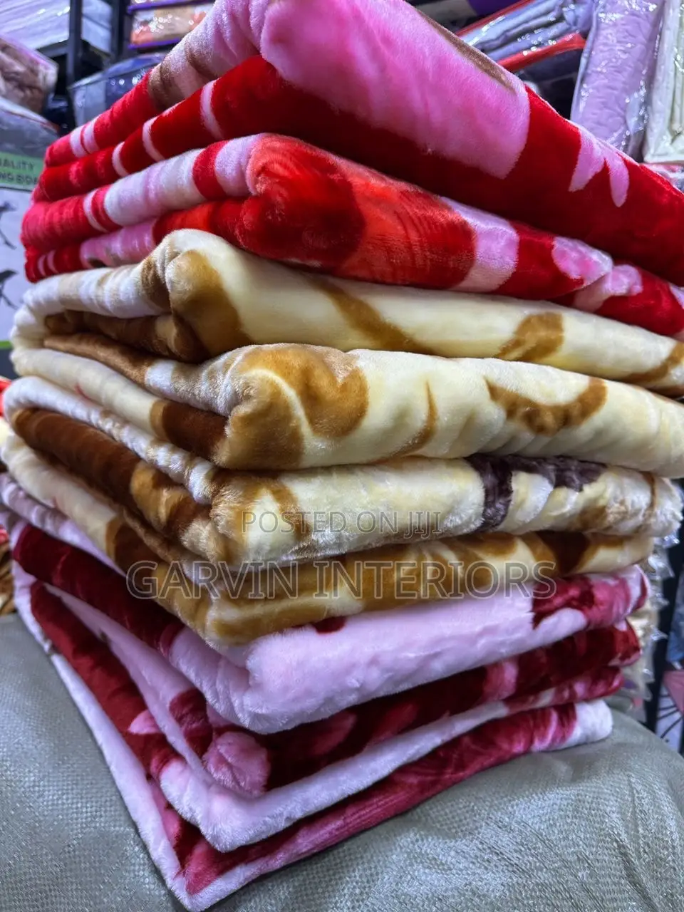 Durable and Washable Blankets
