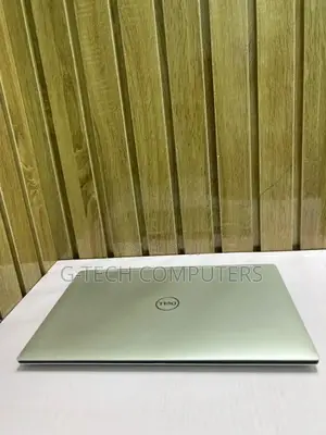 New Laptop Dell XPS 15-9570 16GB Intel Core I7 SSD 512GB