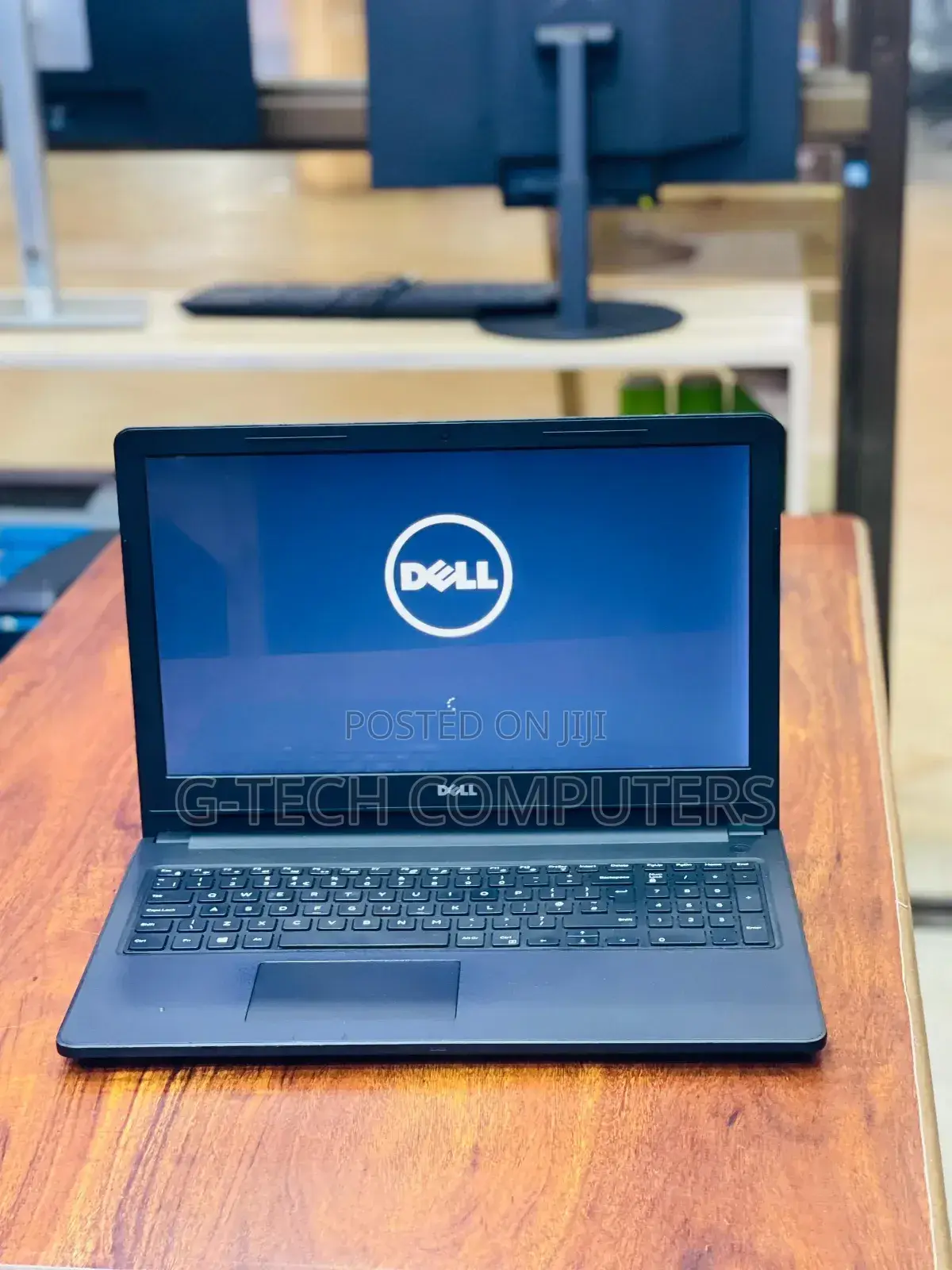 New Laptop Dell Inspiron 15 3567 8GB Intel Core I7 HDD 500GB