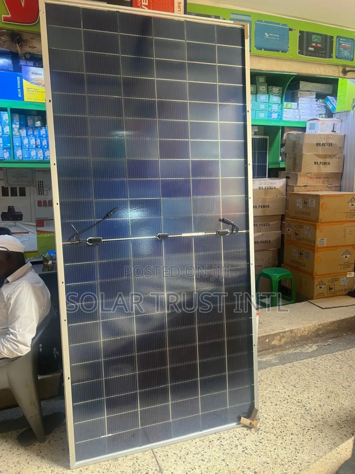T W 620w Solar Panels