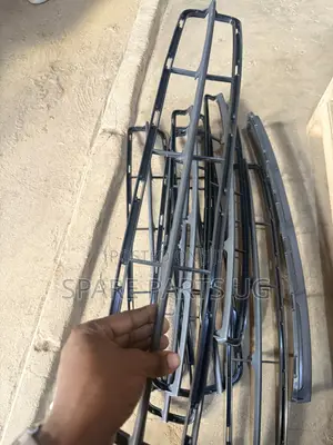 Premio 2005 - 2007 Bumper Grille
