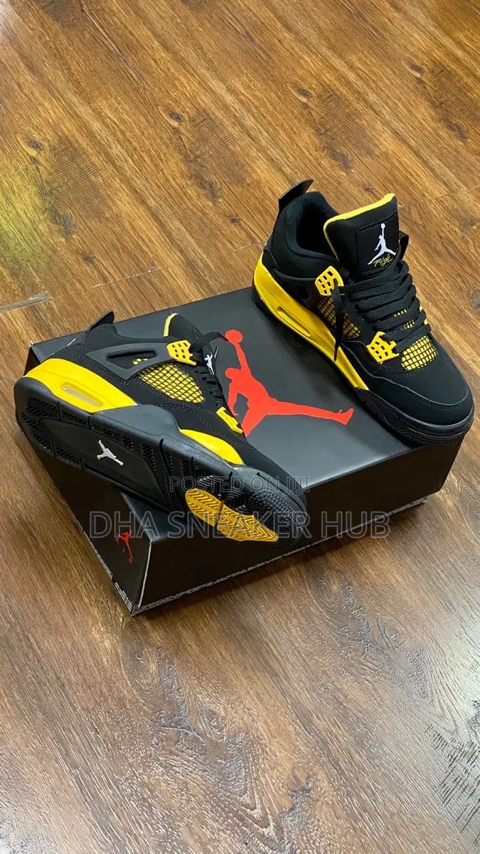 Air Jordan 4 Yellow Thunder