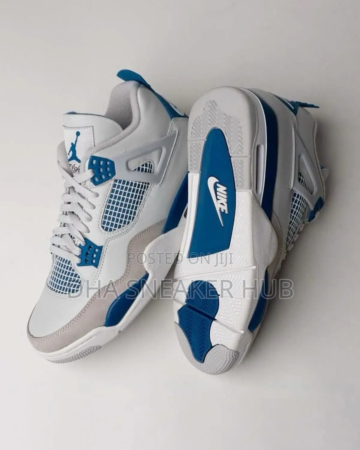Air Jordan 4 Military Blue