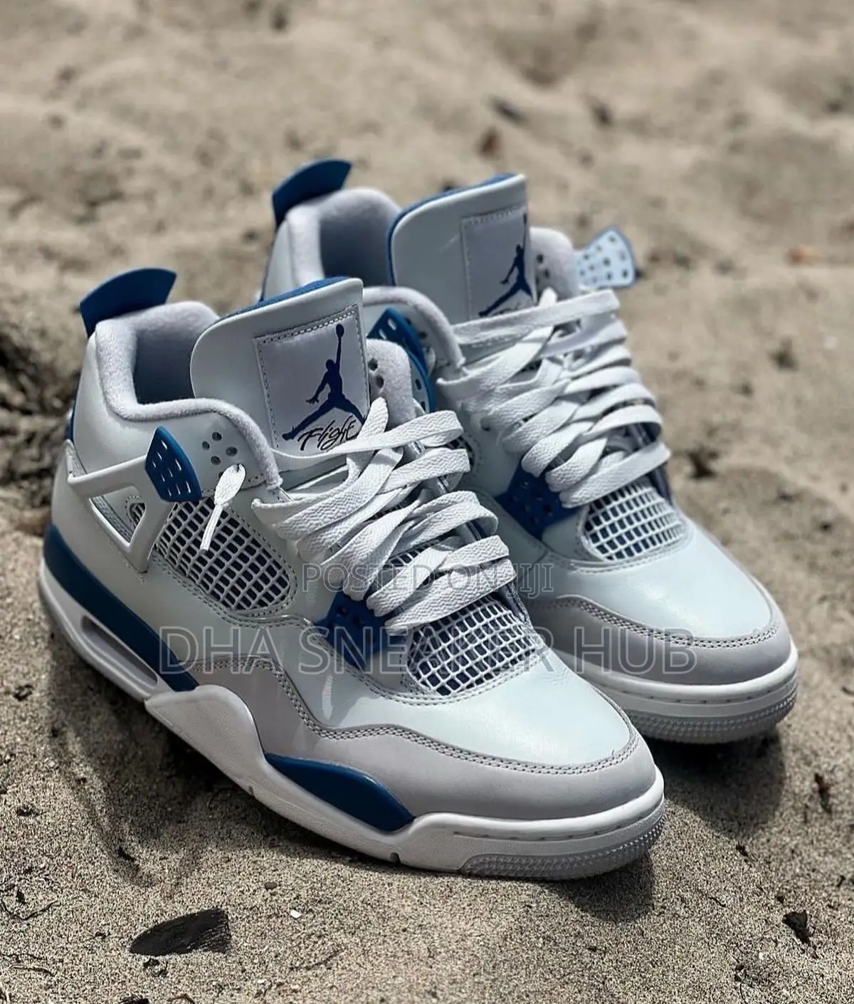Air Jordan 4 Military Blue