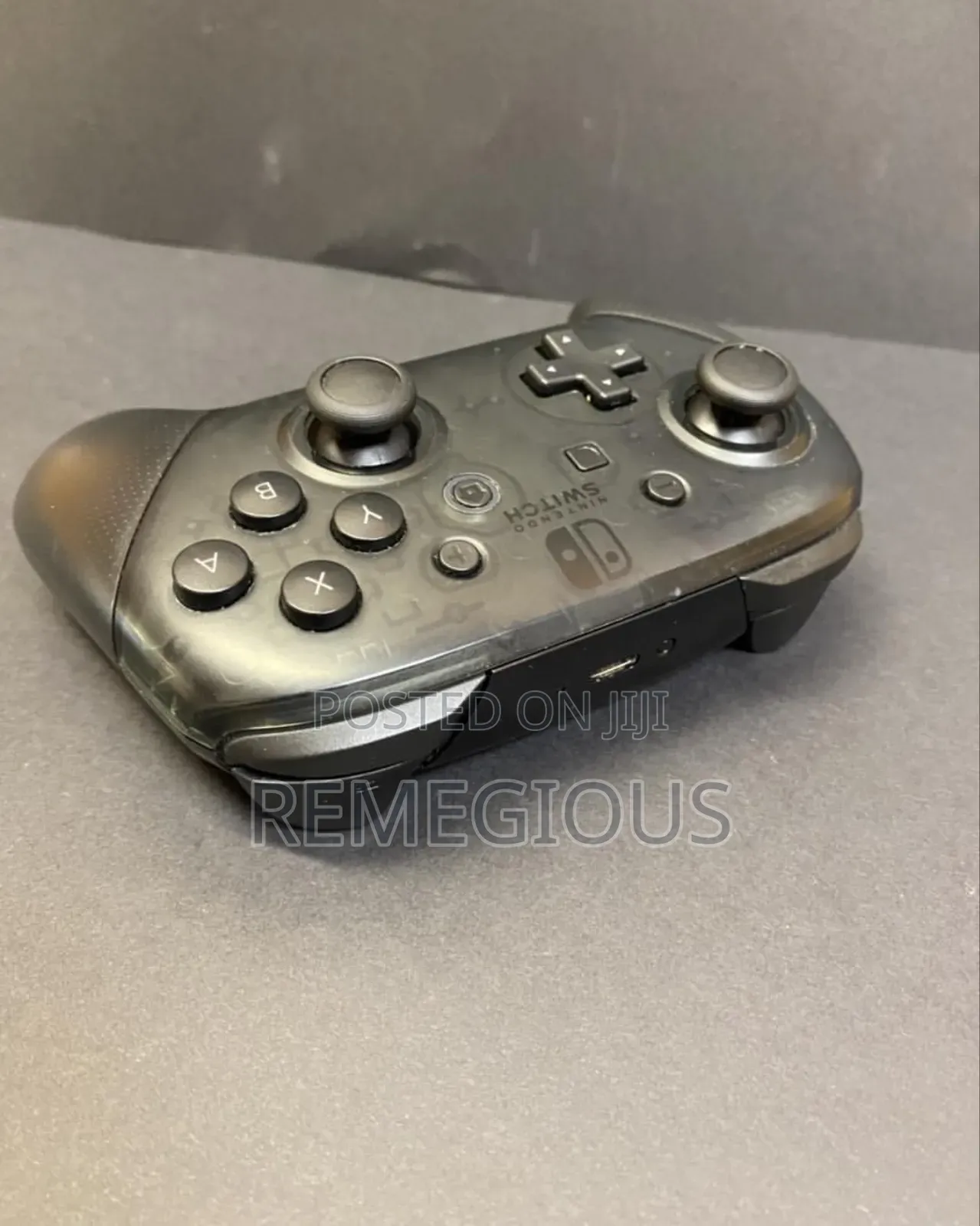 Nintendo Switch Pro Controller