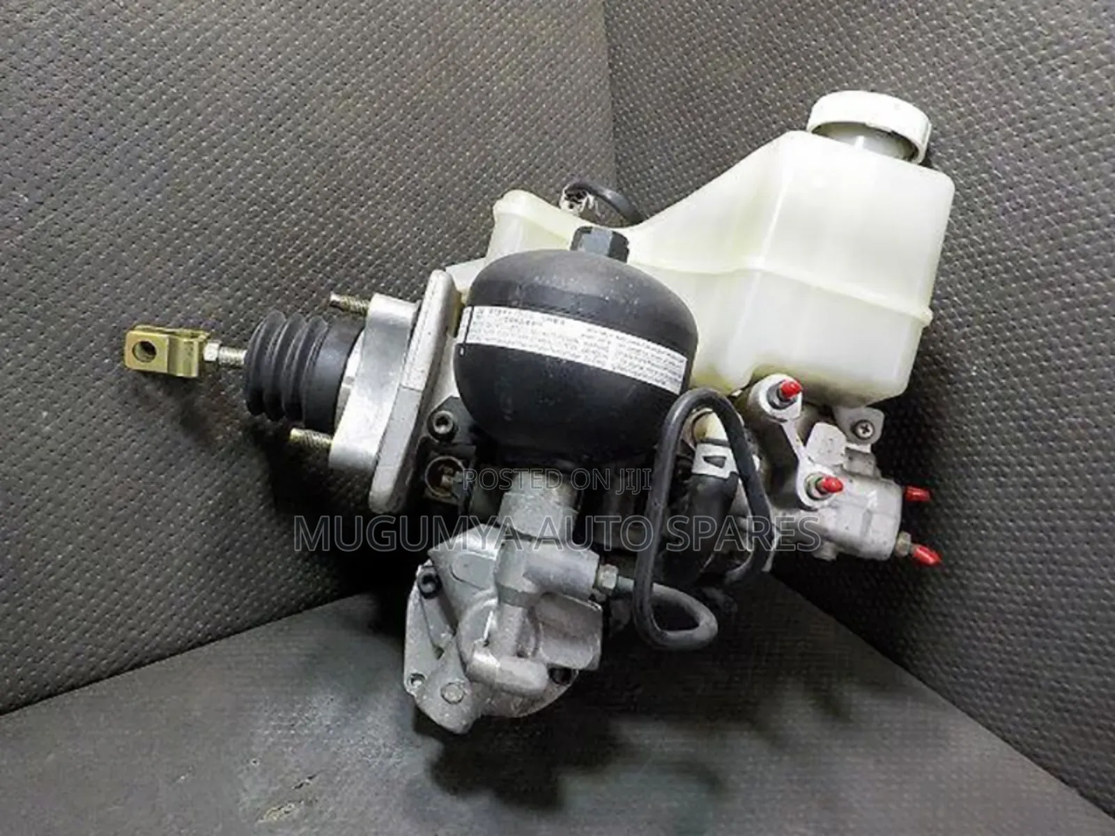 Mitsubishi Pajero Brake Booster/ Master Cylinder