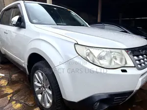 Subaru Forester 2.0D XS 2011 Pearl