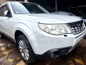 Subaru Forester 2.0D XS 2011 Pearl