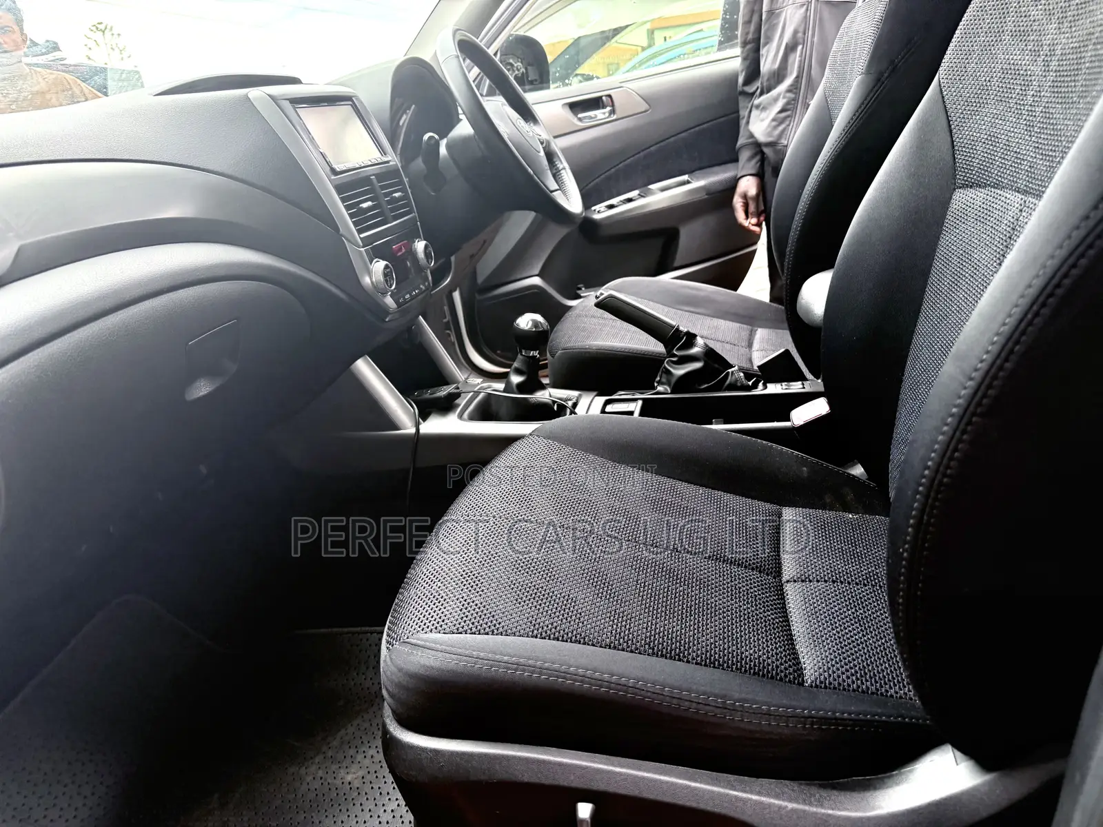 Subaru Forester 2.0D XS 2011 Pearl