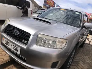 Photo - Subaru Forester 2006 Gray