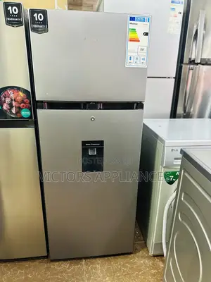 Hisense 270l Double Door Refrigerator With Water Dispenser