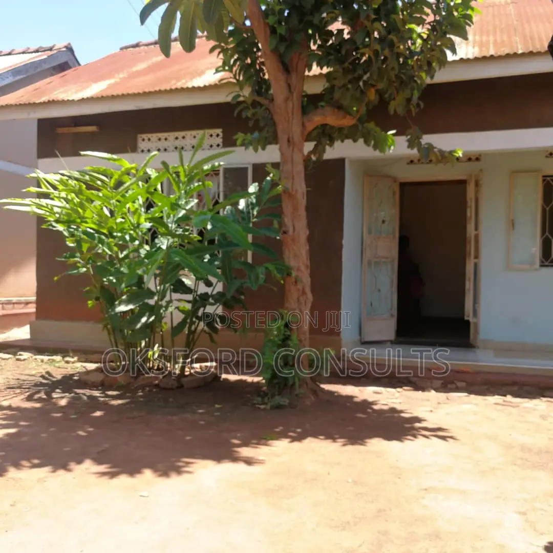 1bdrm House in Makindye for sale