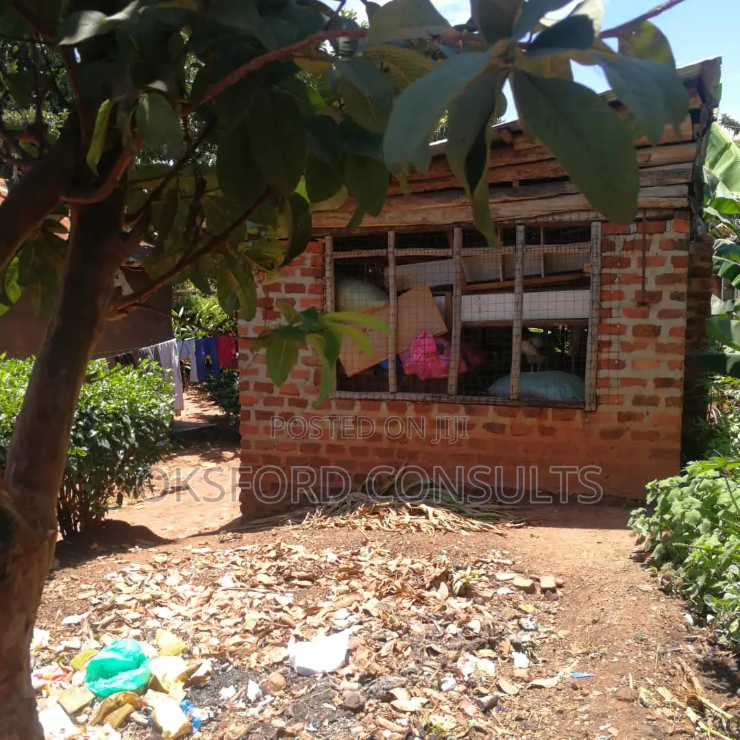 1bdrm House in Makindye for sale