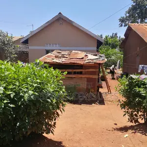 1bdrm House in Makindye for sale
