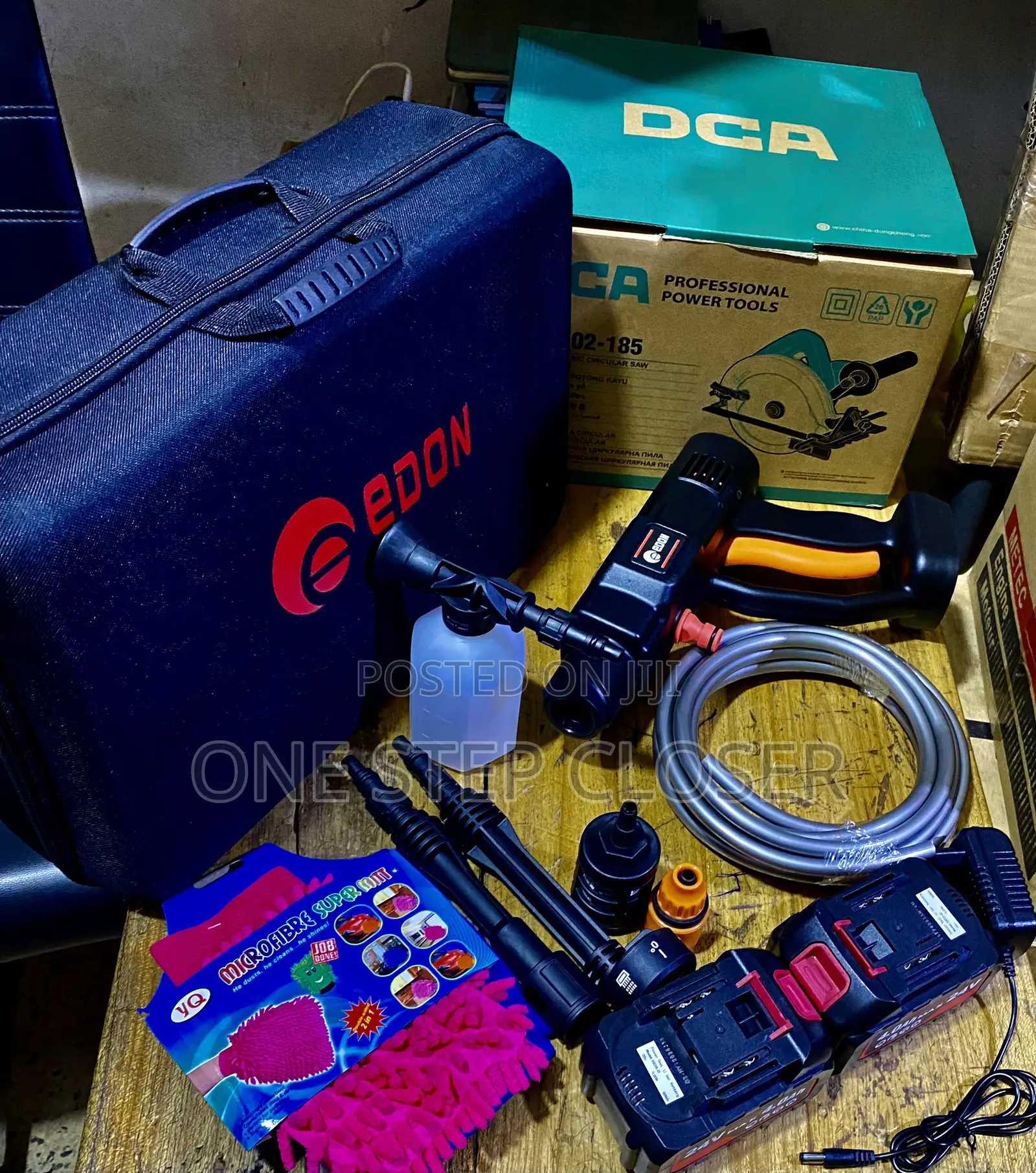Coddles Pressure Washer Machine With Tow Batteries
