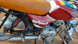Bajaj Boxer 2017 Red