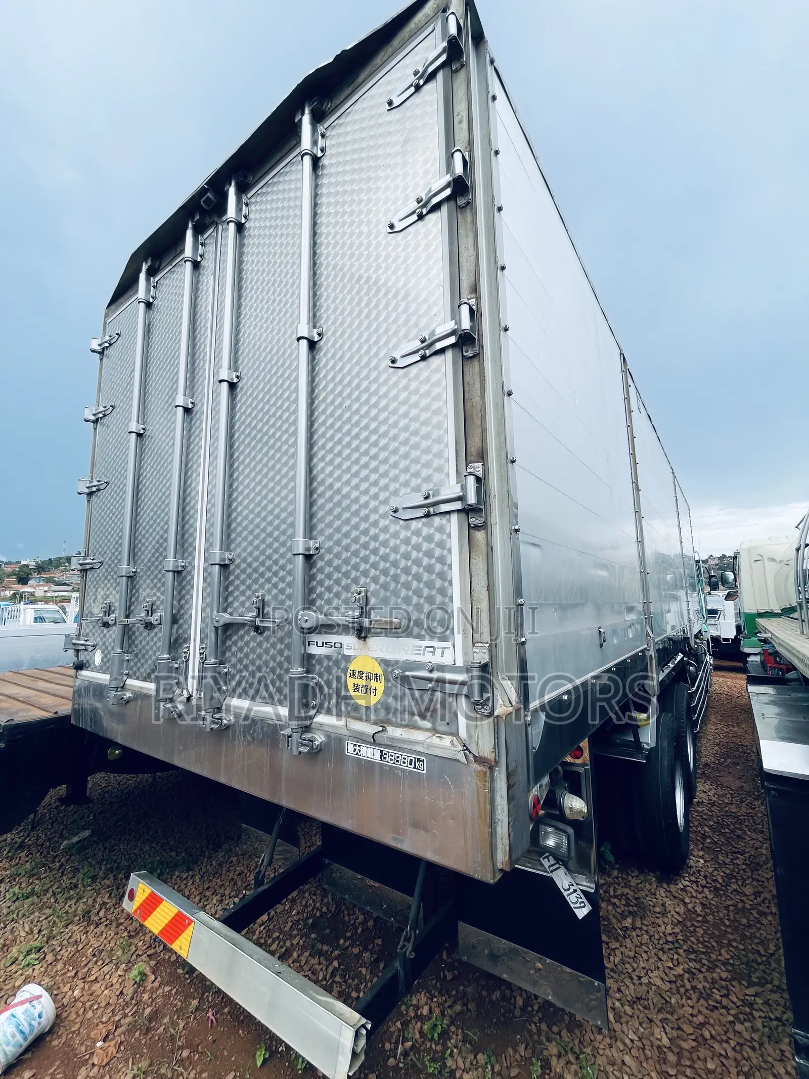 Fuso Supergreat 6d40engine 10tyres