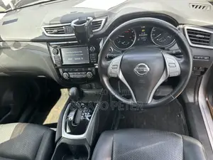 Nissan X-Trail 2.0 Petrol FWD 2016 Silver