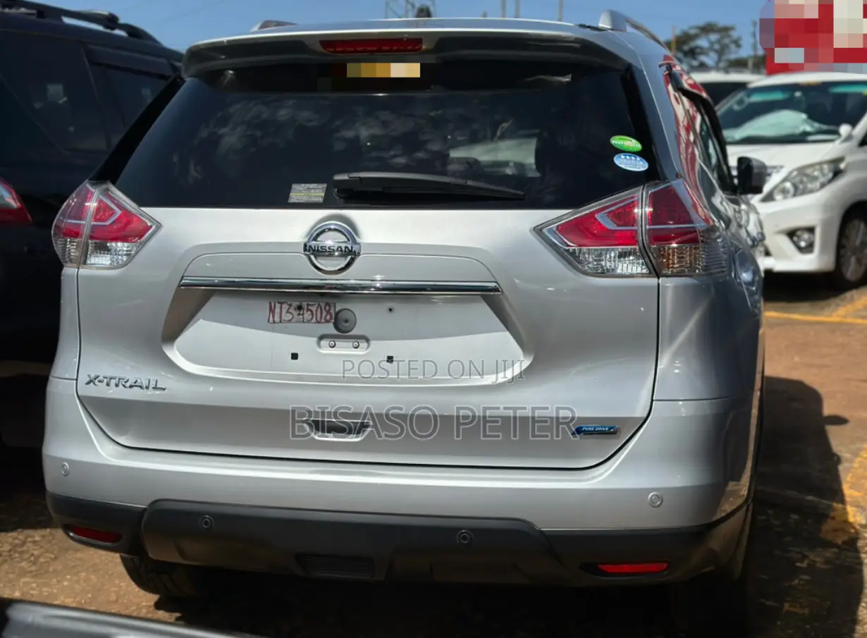 Nissan X-Trail 2.0 Petrol FWD 2016 Silver