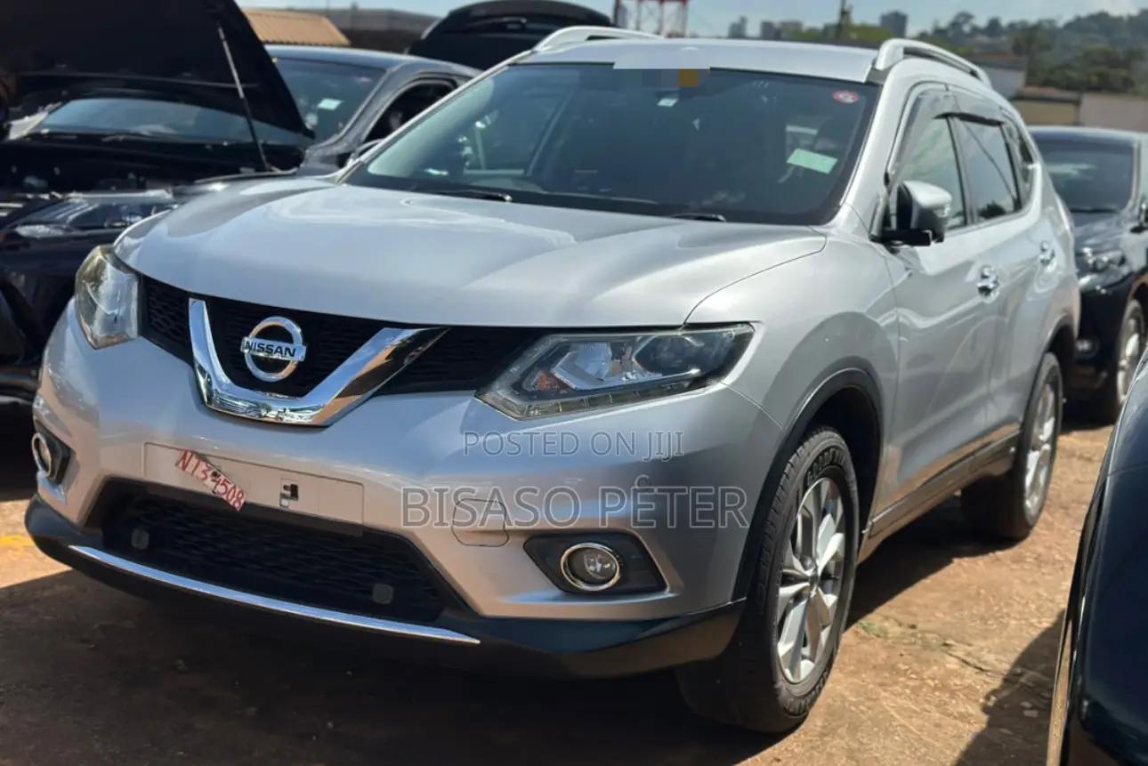 Nissan X-Trail 2.0 Petrol FWD 2016 Silver
