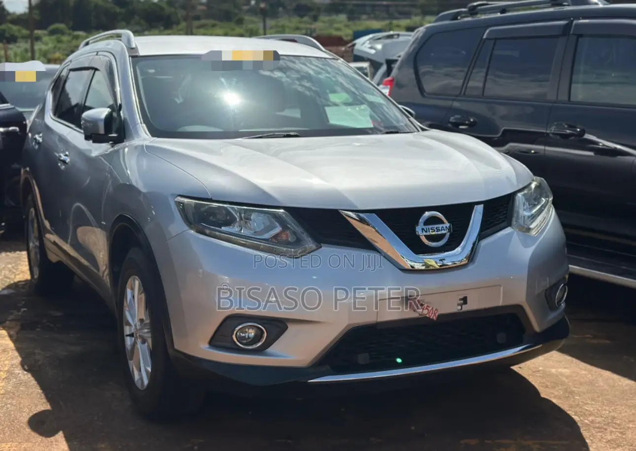 Nissan X-Trail 2.0 Petrol FWD 2016 Silver
