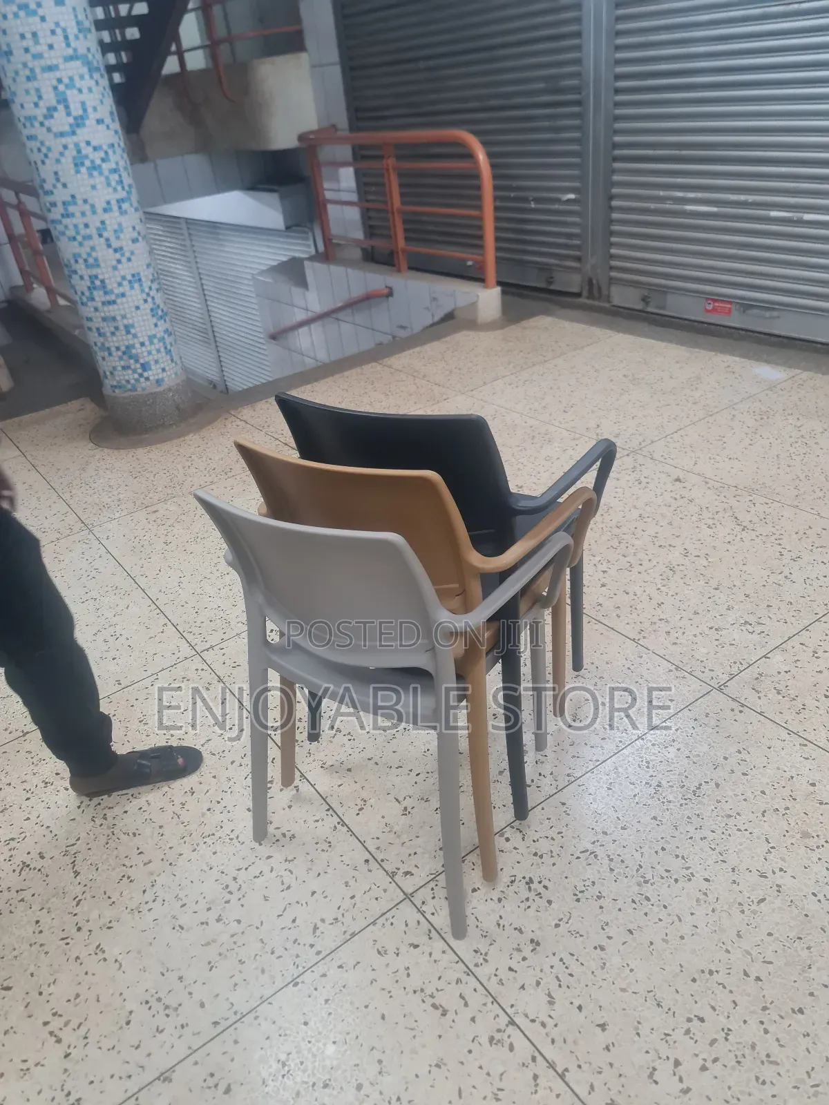 Stackable Plastic Chairs Stackable Plastic Chairs