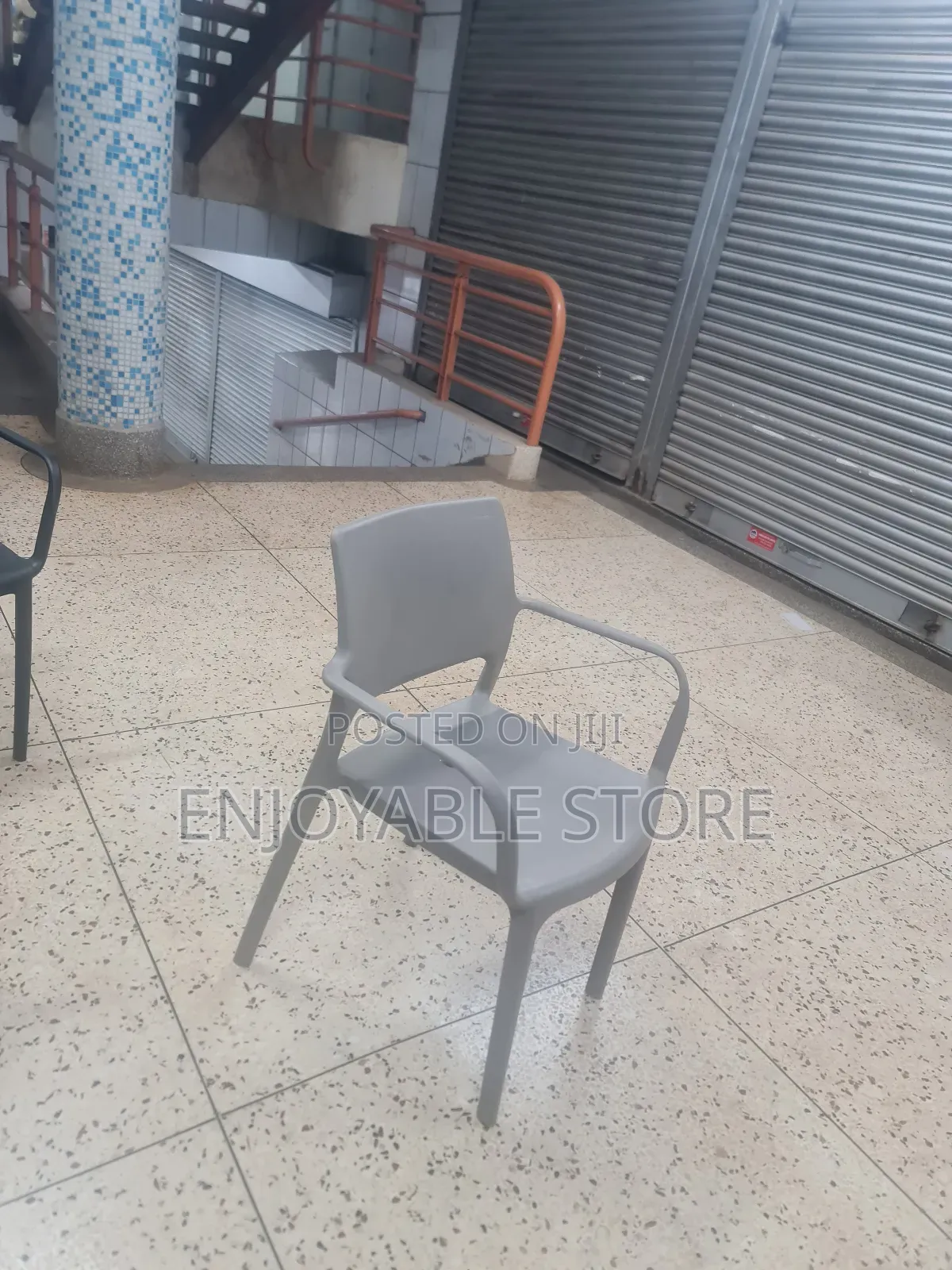 Stackable Plastic Chairs Stackable Plastic Chairs
