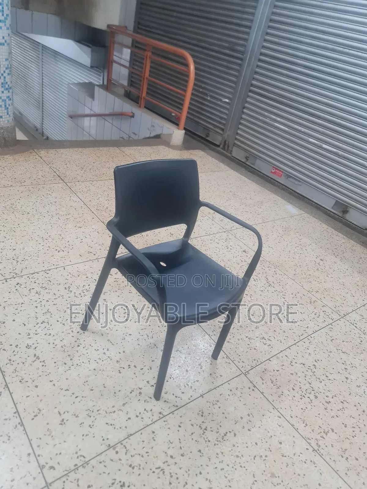 Stackable Plastic Chairs Stackable Plastic Chairs