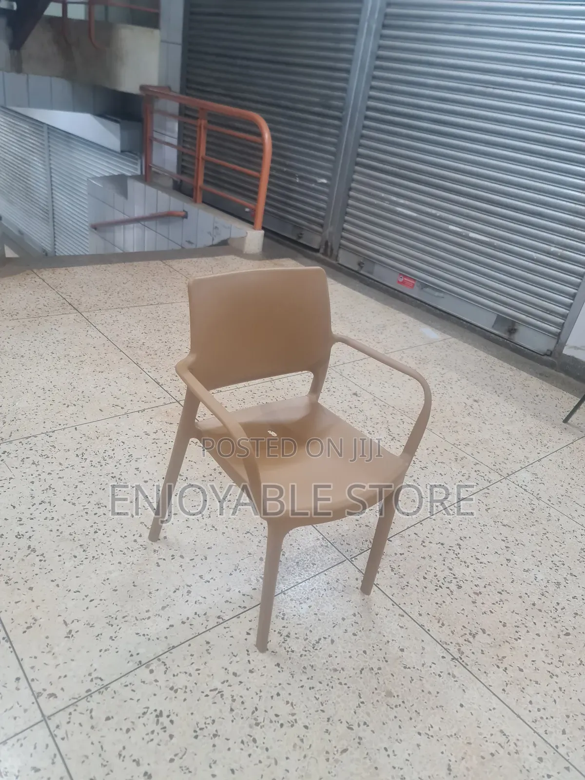 Stackable Plastic Chairs Stackable Plastic Chairs