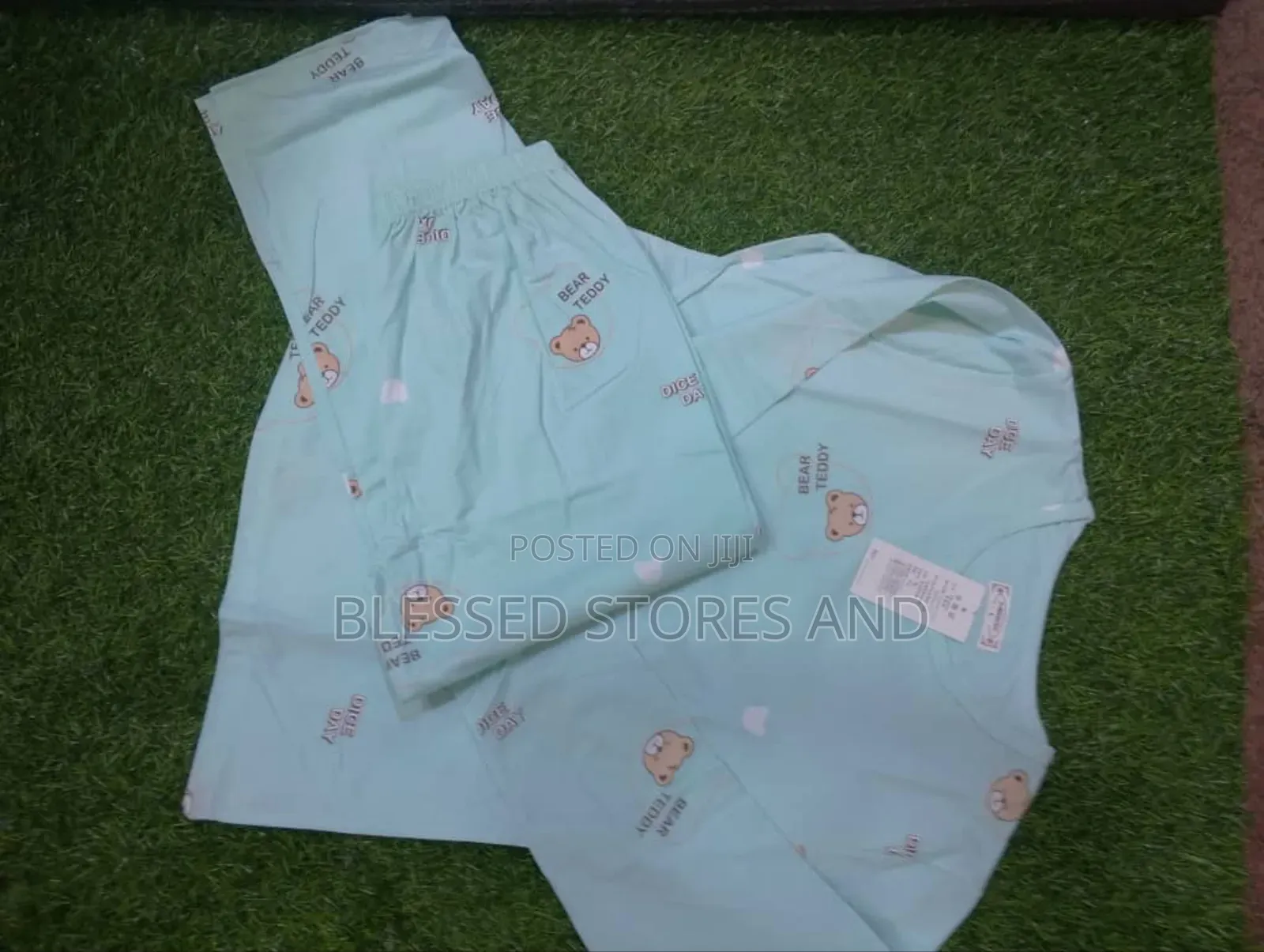Teens Pajamas and Night Wear
