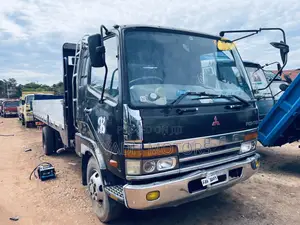 Fuso Truck 20ft Baby Face