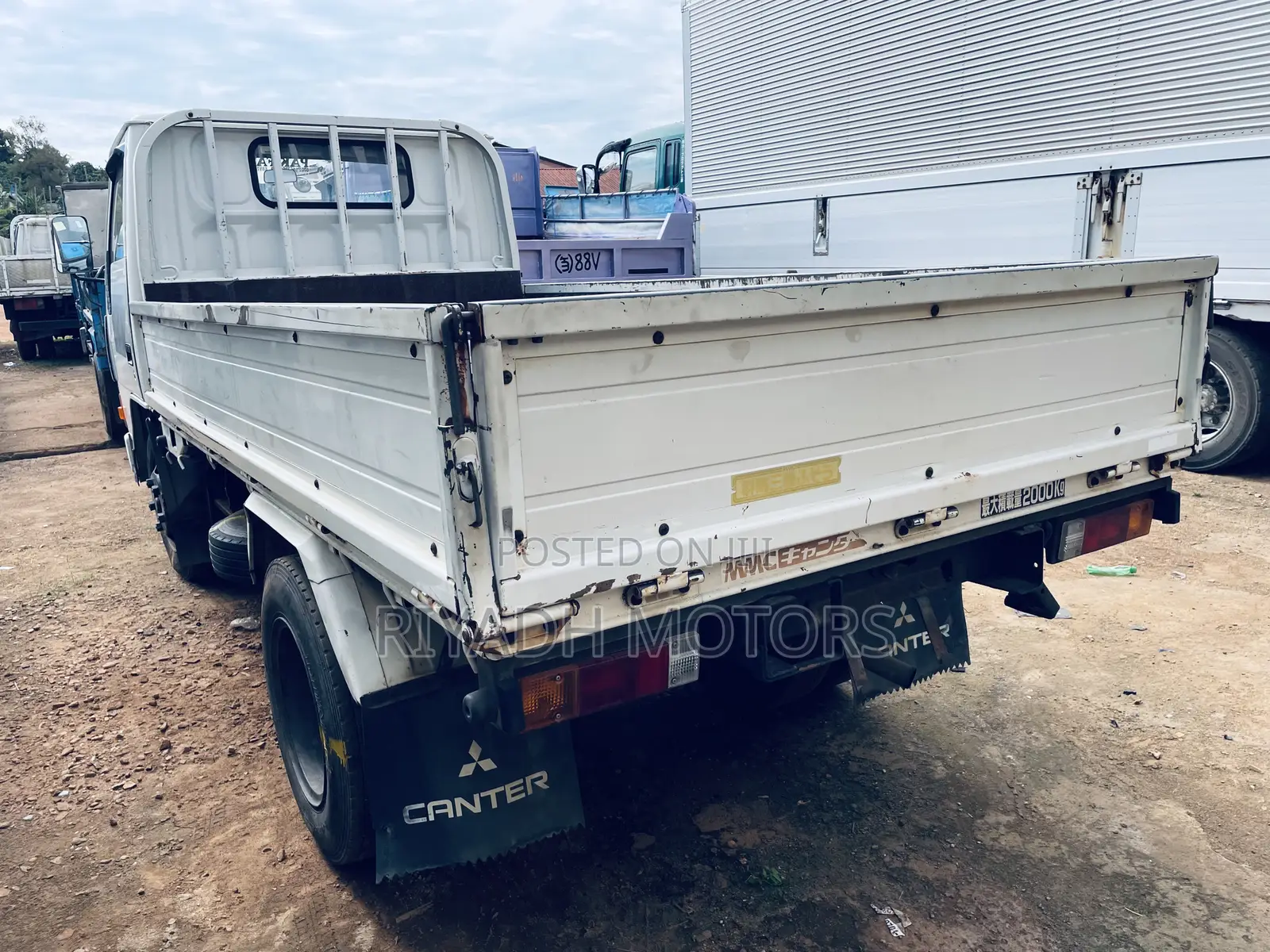 Canter Mini Truck