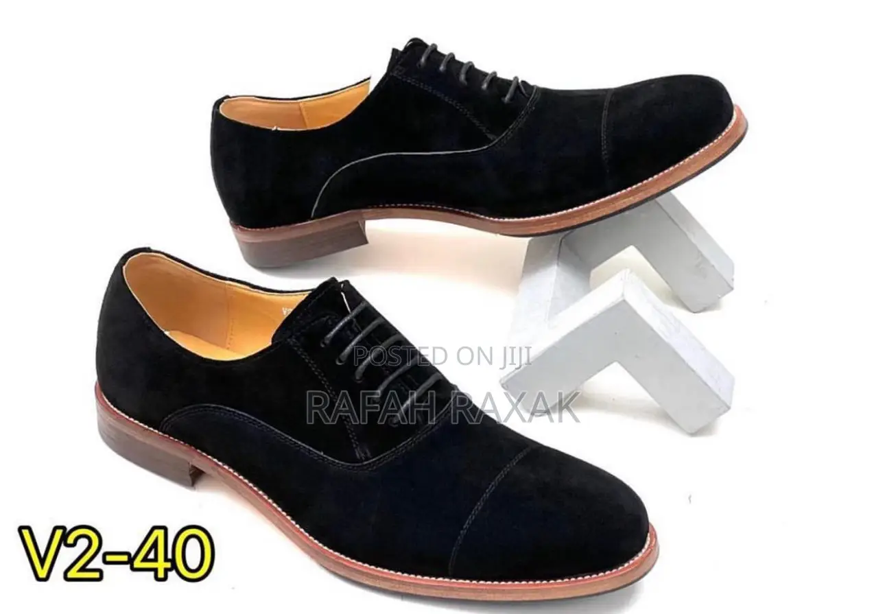 Men’S Black Super Classic Clarks Gentle Suede Loafers