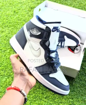 Nike Air Jordan 1 Retro High Blue White Sneakers