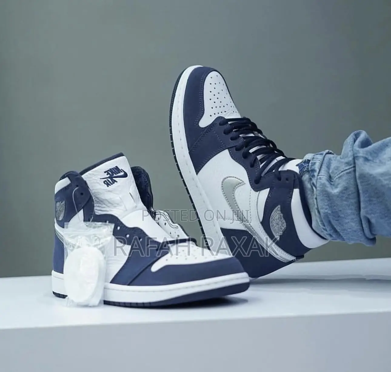Classic Nike Air Jordan 1 Retro High Og “Mid Night Navy”