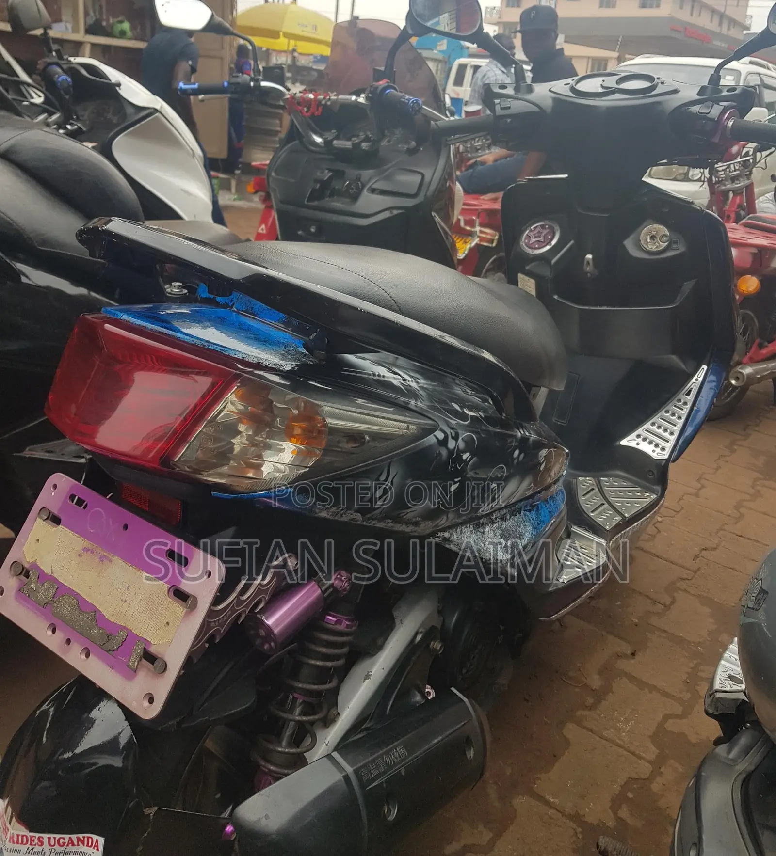 Honda 2011 Blue